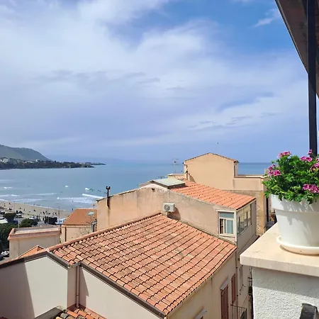 Apartment Sun By Casa In Mente