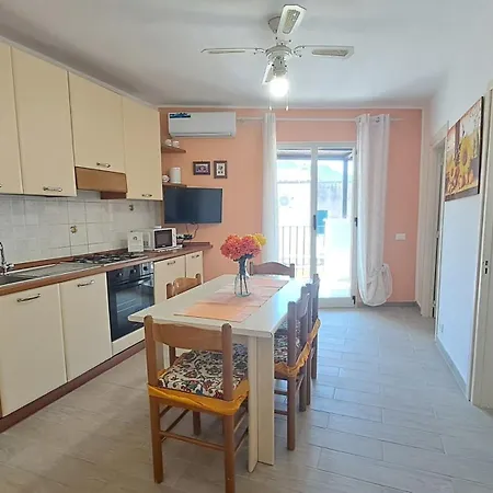 Apartment Sun By Casa In Mente